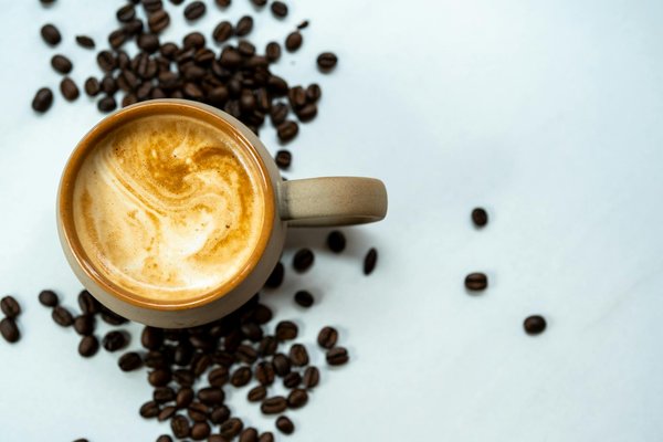 How Does Technology Influence Women's Fashion Shopping in the UK?